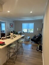 Building Photo - 1123 Pleasantville Rd