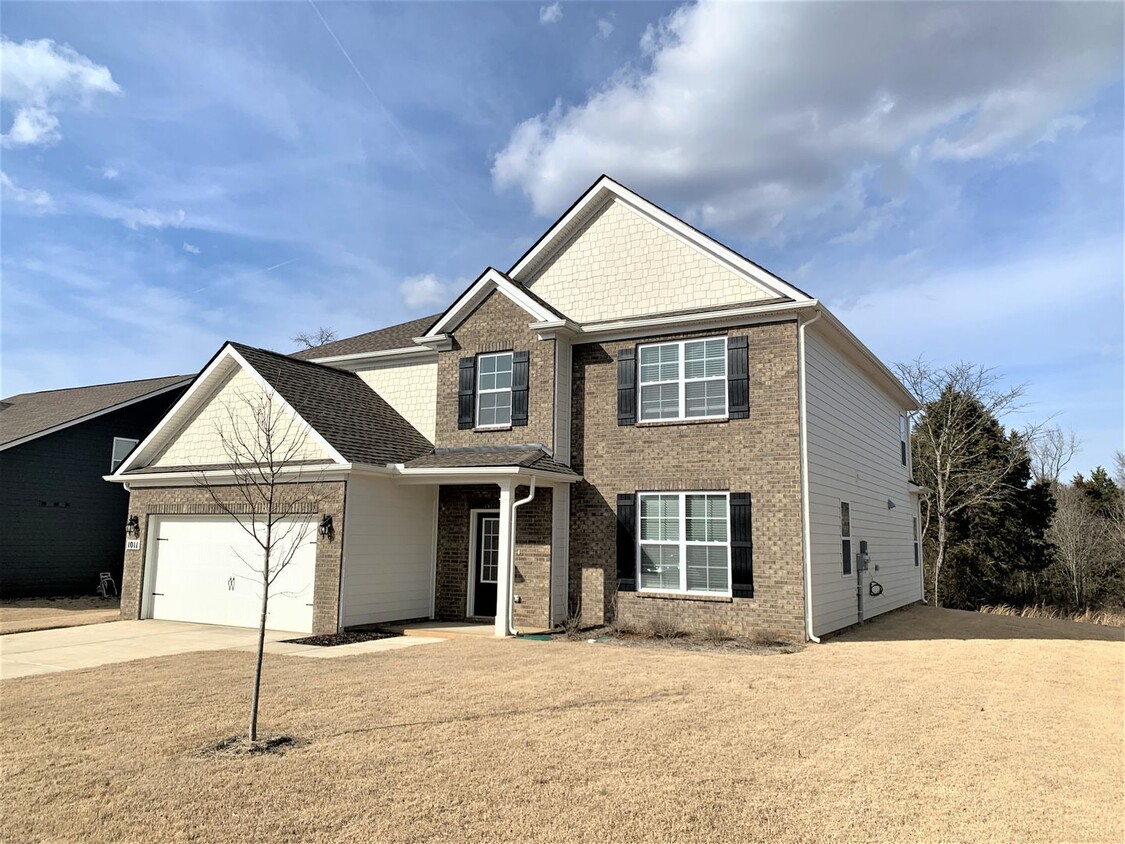 Primary Photo - 1011 Alta Vis Ln