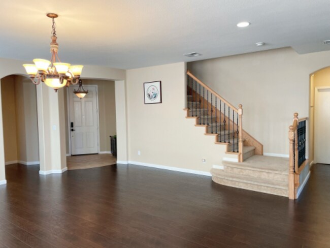 Foto del edificio - 9267 Rushing Creek Way