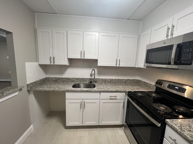 746 Highland Ave Unit 310, Needham, MA 02494 - Apartments in Needham ...