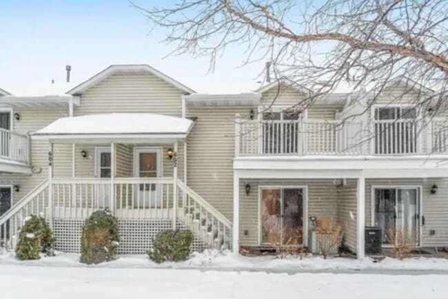 Foto del edificio - 602 78th Ave NE