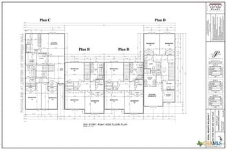 Building Photo - 1830 Royal Loop