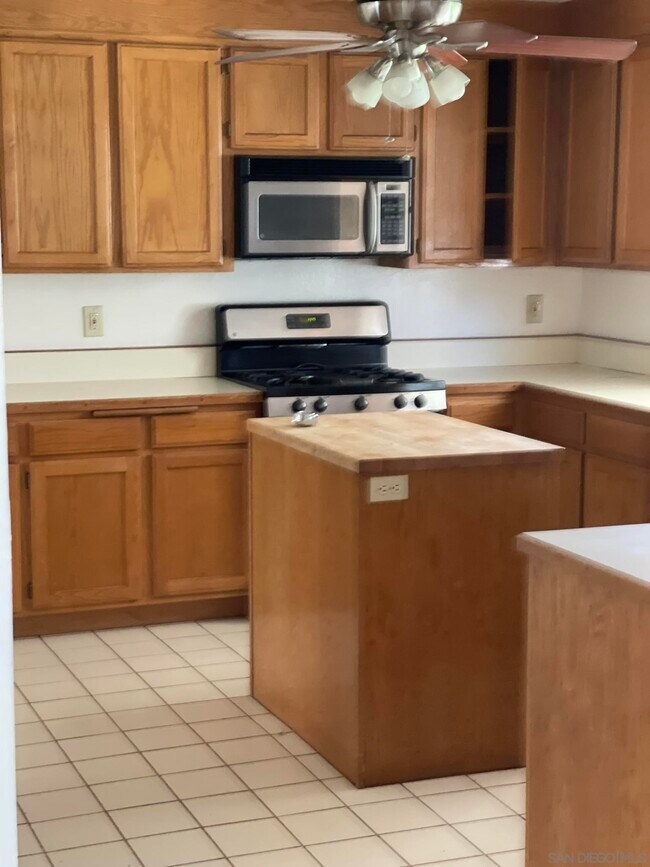 Building Photo - 15687 Cathedral Way