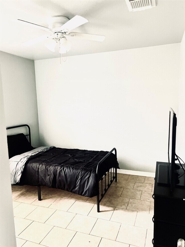 Foto del edificio - 8610 Whitecastle Ln