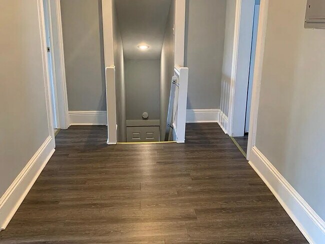 Foto del edificio - 454 E 27th St