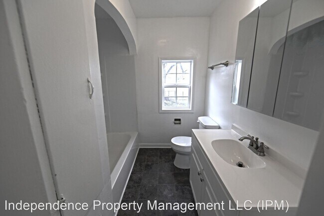 Building Photo - 4 br, 1 bath House - 1326 Ohmer Street