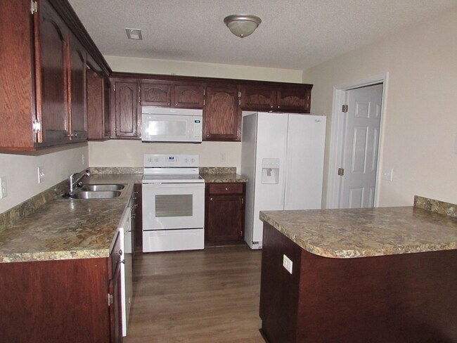 Foto del edificio - 2680 Moonlite Dr