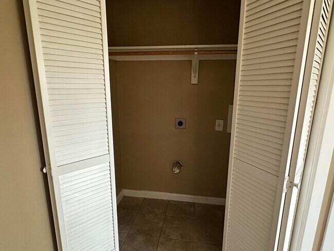 Foto del edificio - 103 Shannon Cir