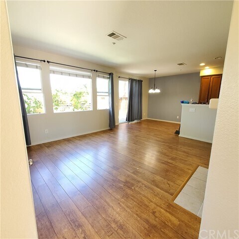 Building Photo - 41555 King Palm Ave