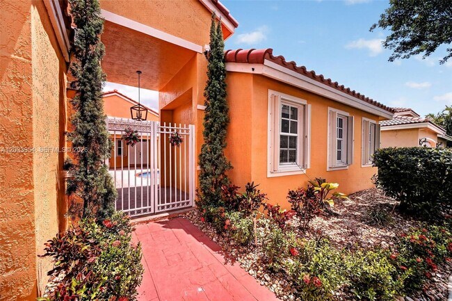 Foto del edificio - 685 SW 198th Terrace