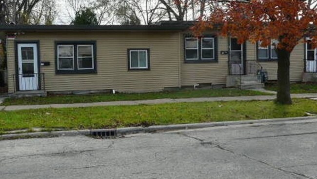 Building Photo - 1123 Broadway Ave