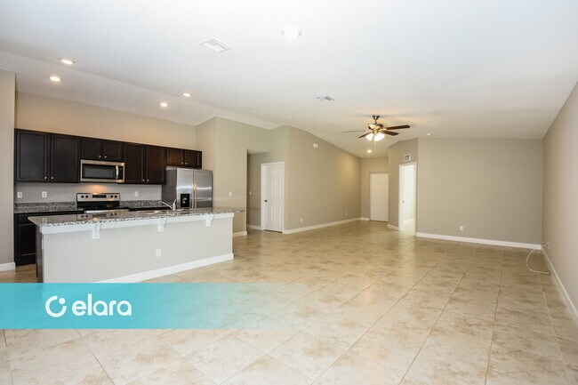 Building Photo - 2241 RAMROD LN SE