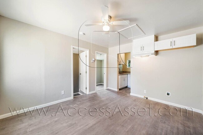 Foto del edificio - Cozy 2 Bed/1 Bath Duplex In Perris!