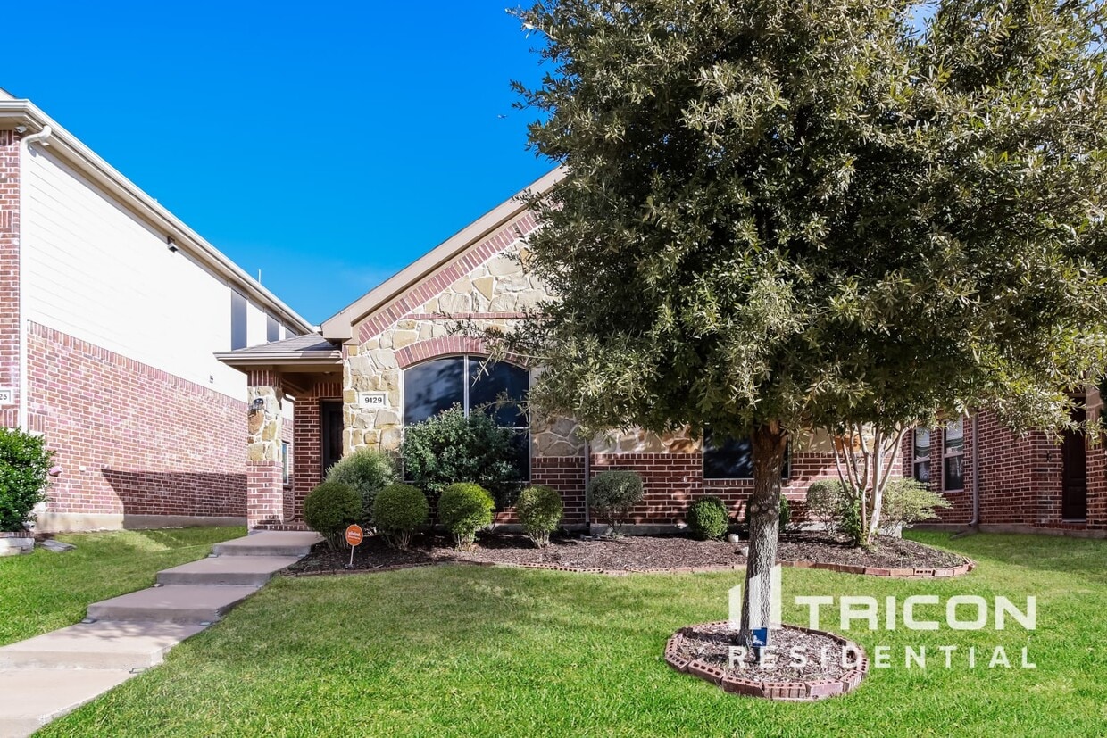 9129 Holliday Lane Aubrey TX House Rental in Aubrey, TX