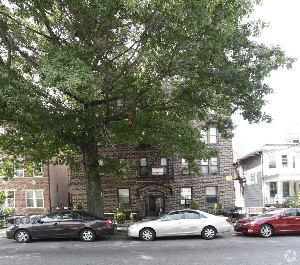 Building Photo - 8630 23rd Ave