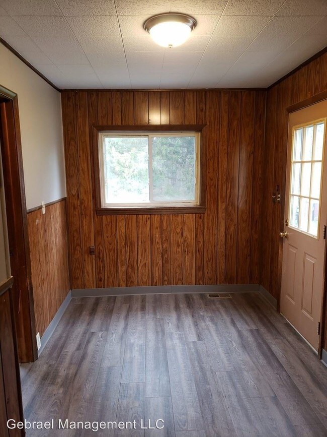 Foto del edificio - 3 br, 1 bath House - 4115 E. Stanley Rd.
