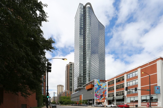 Building Photo - 1001 South State