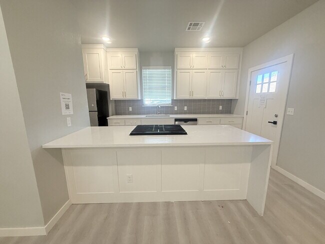 Foto del edificio - Updated Townhome in OKC