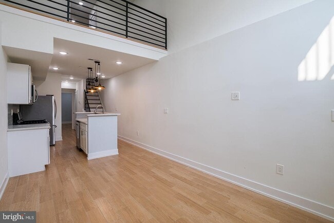 Building Photo - 1220 LeCount St