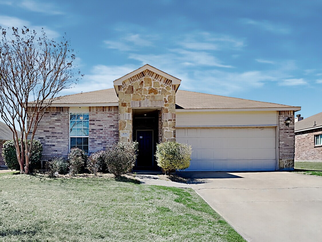 106 Daisy Drive House for Rent in Fate, TX
