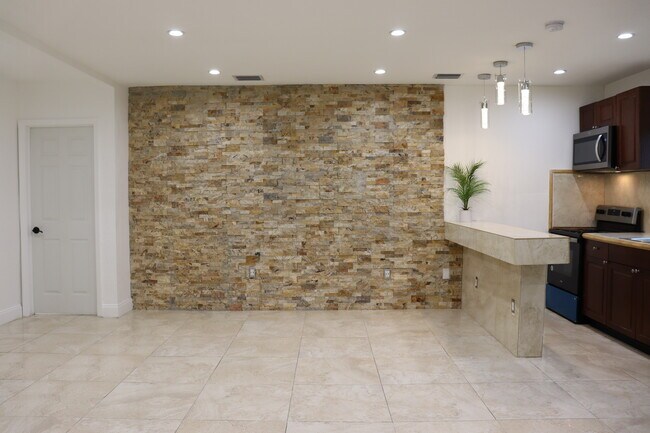 Foto del edificio - 3261 NW 52nd St