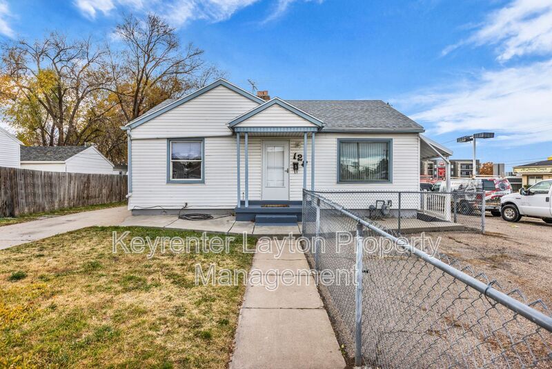 Foto principal - 12 S Lakeview Dr