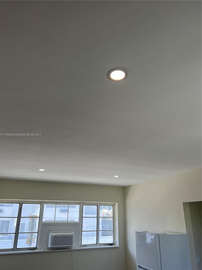 Foto del edificio - 321 83rd St