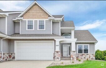 Building Photo - 2527 W Crais Ct