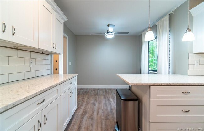 Building Photo - 154 Brittany Farms Rd