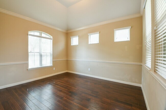 Foto del edificio - 1619 Ralston Branch Way