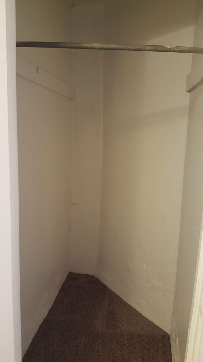 Foto del edificio - 1501 S 11th St