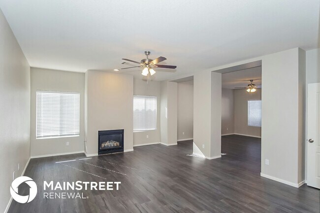Building Photo - 4361 Cottontail Ln