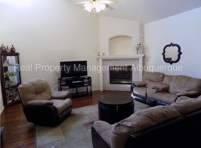 Building Photo - 8727 Springhill Dr NW