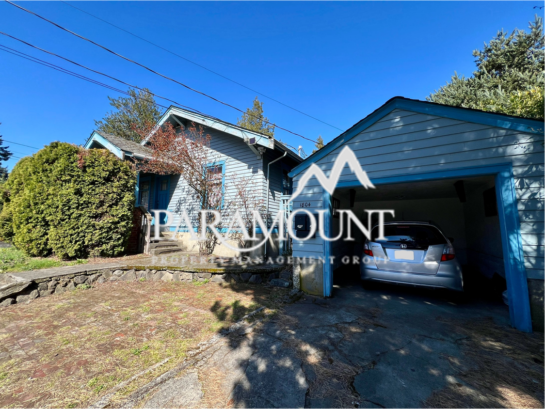 Primary Photo - Charming 3-Bedroom Home in Central Bremerton