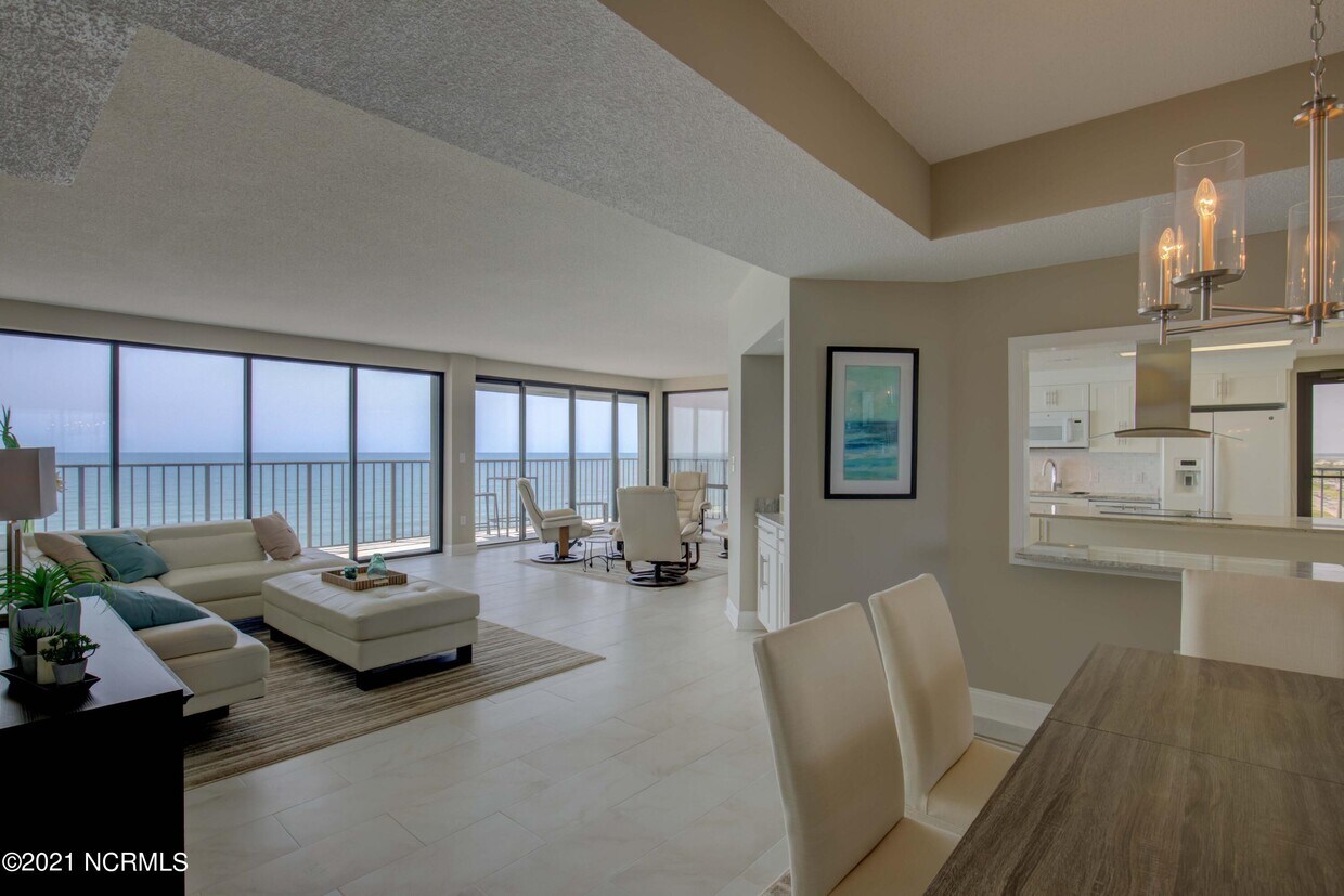 Primary Photo - 4110 Island Dr