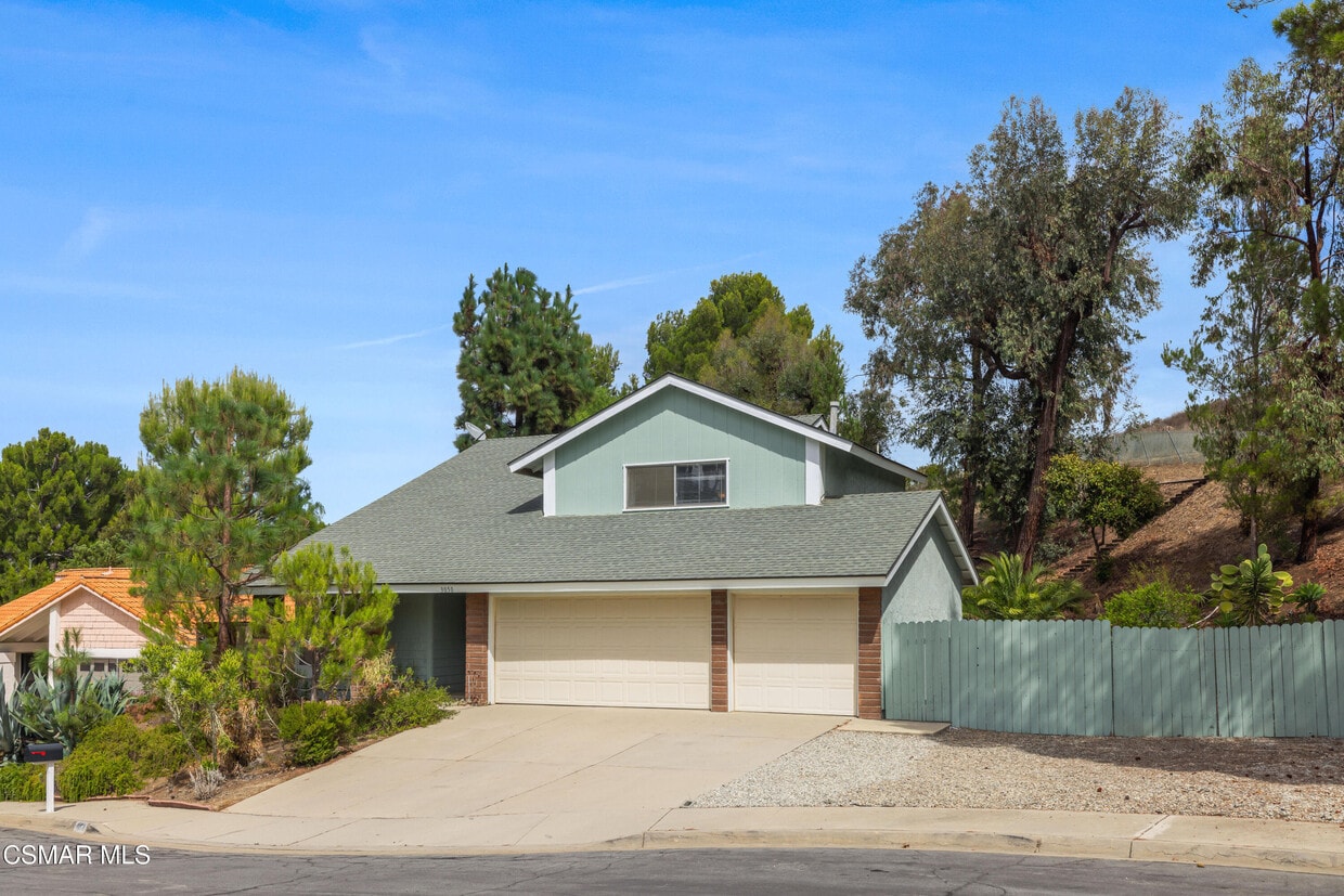 Primary Photo - 3050 Wildwood Ave