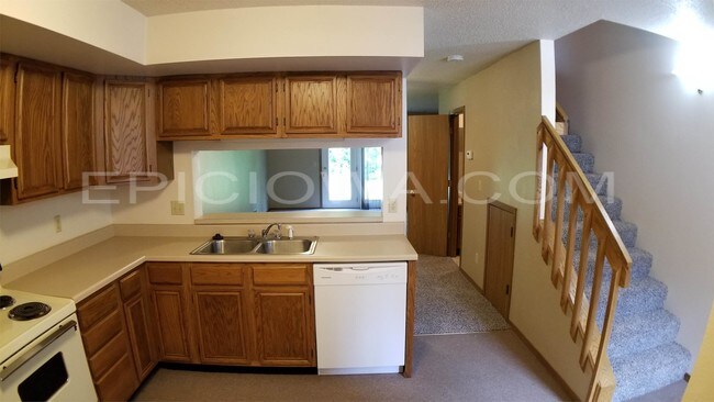 Foto del edificio - 1360 Daleview Dr