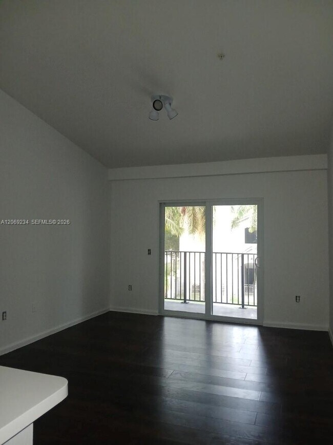 Foto del edificio - 15480 SW 284th St