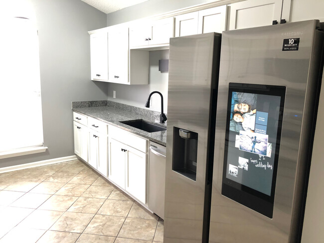 Building Photo - 4000 Quail Hollow Ct