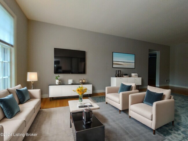 Building Photo - 2704 Riedling Dr