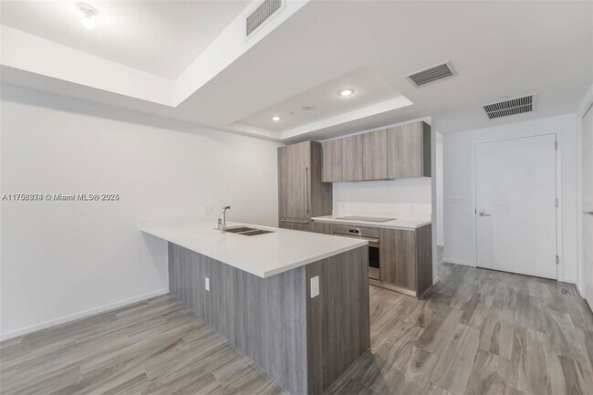 Foto del edificio - 801 S Miami Ave