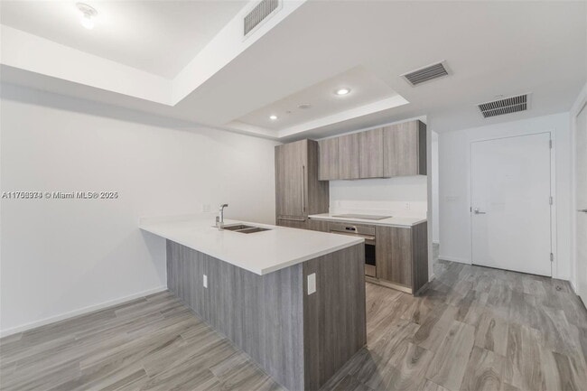 Building Photo - 801 S Miami Ave