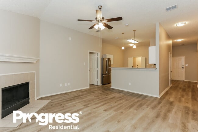Foto del edificio - 841 Beaver Creek Dr