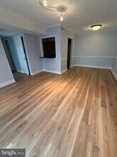Building Photo - 111 Leedom Way