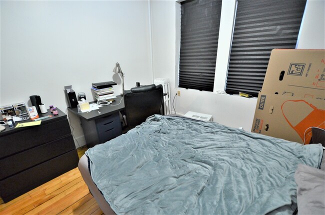 Building Photo - 43 Symphony Rd