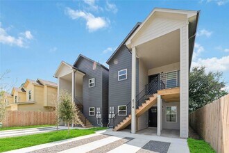 Building Photo - 414 N Carolina St