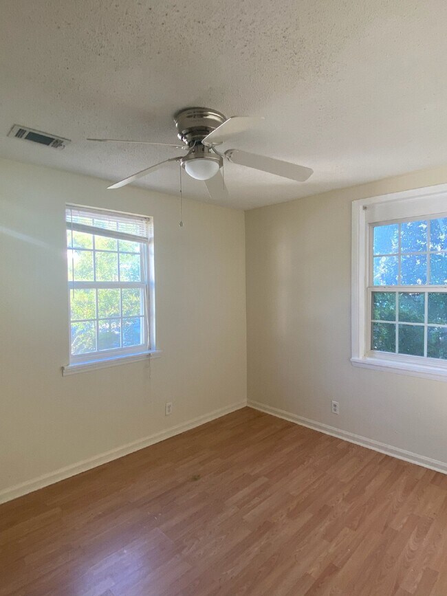 Foto del edificio - Apartment for Rent