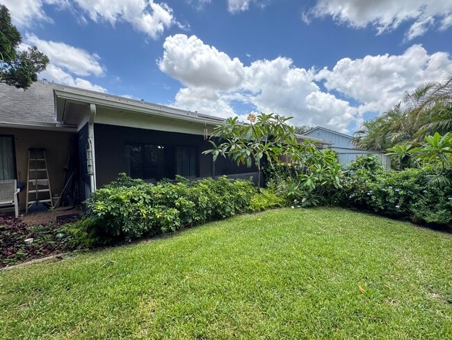 Building Photo - 11894 Suellen Cir