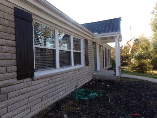 Building Photo - 3517 Lexington Rd