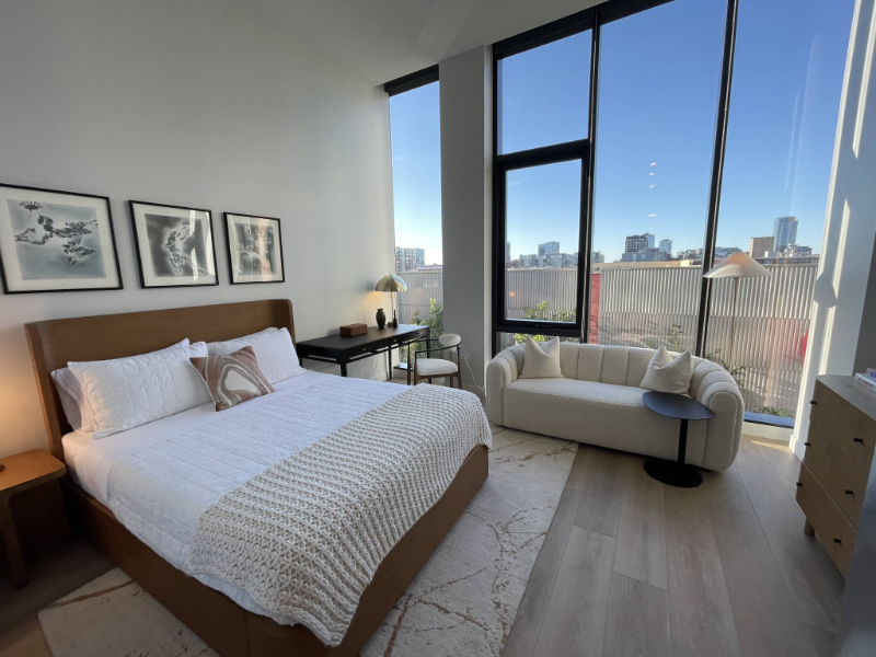 Foto principal - 1108 W Van Buren St